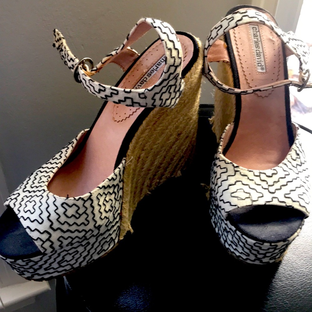 Open toe 8.5 wedge